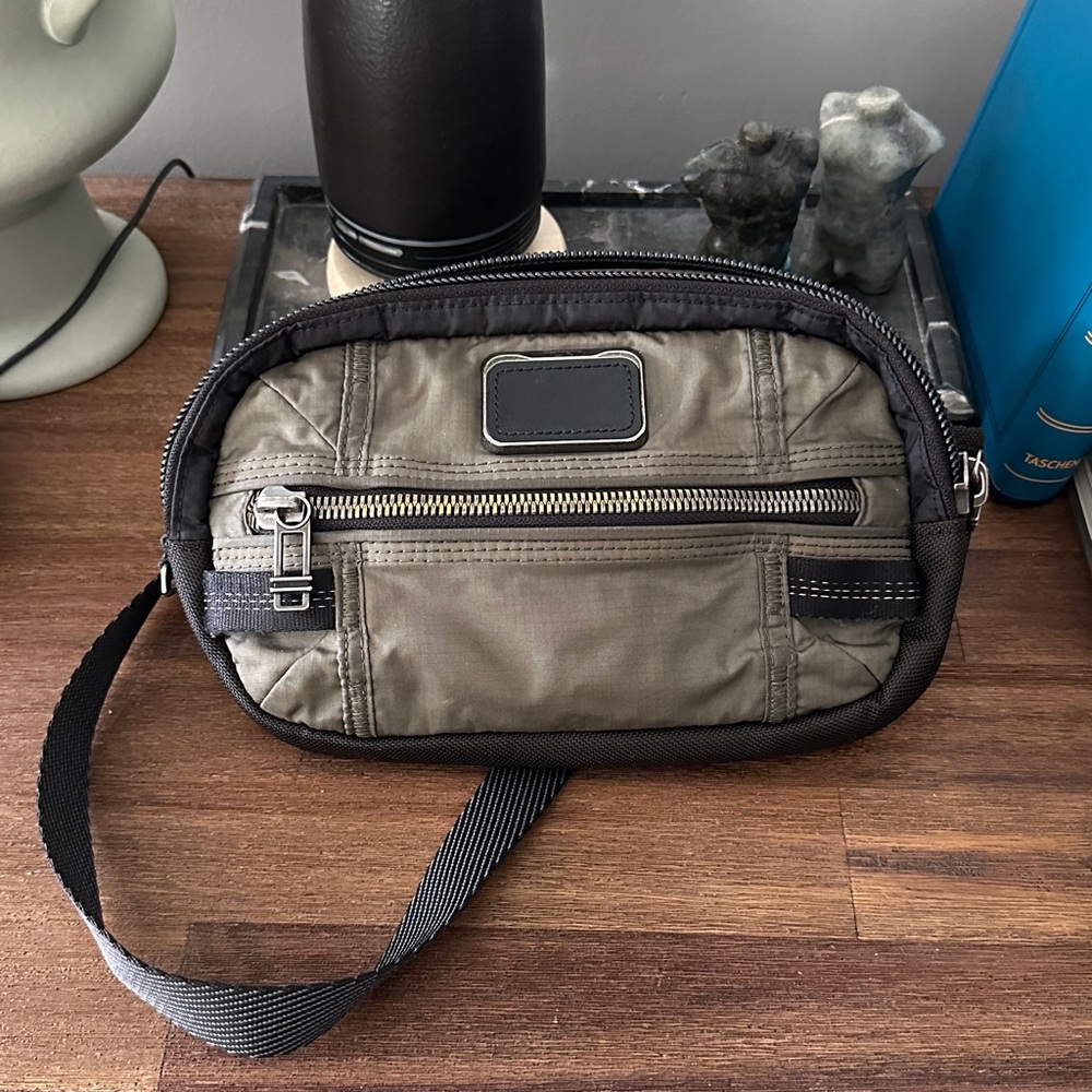Men's TUMI Olive Green Crossbody Pouch - Compact Everyday Bag